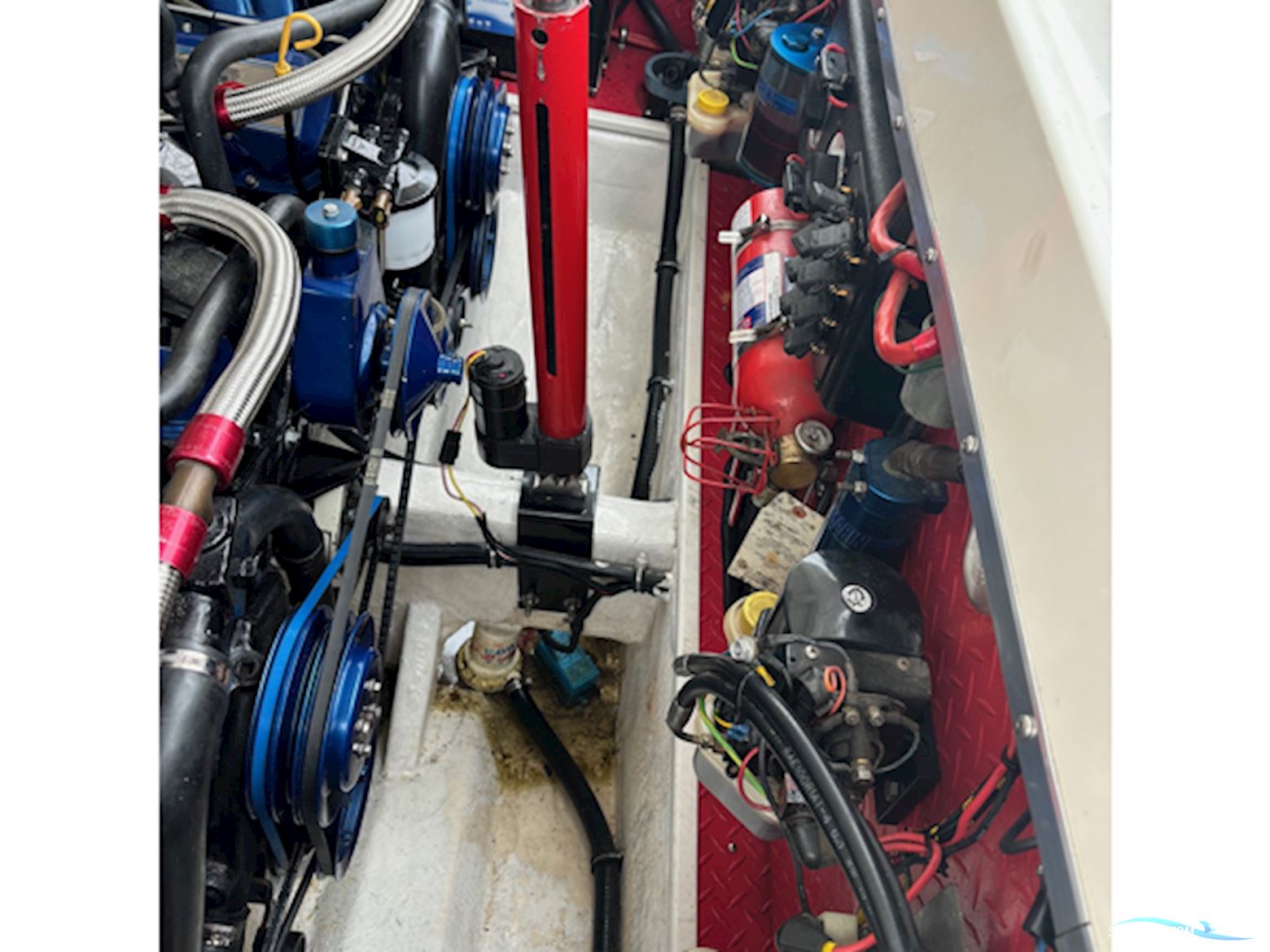 Scarab 33 AVS (2*500 hk ) Powerboat Fountain -formula Baja Cigarette ( Nedsat 80.000.- )