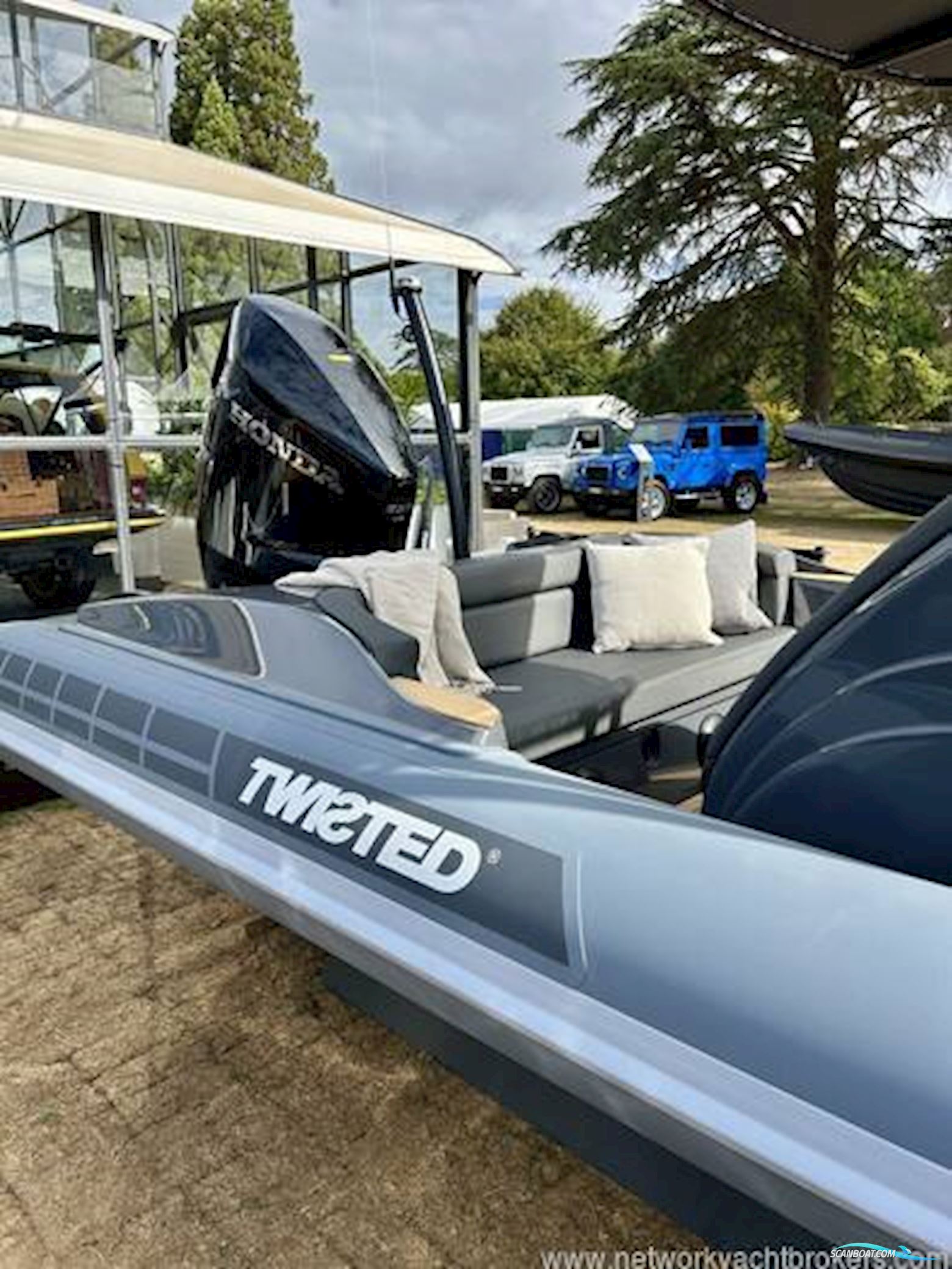 Scorpion 28 Sport
