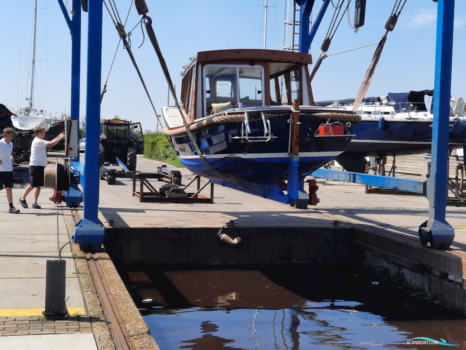 Sea Angler 23