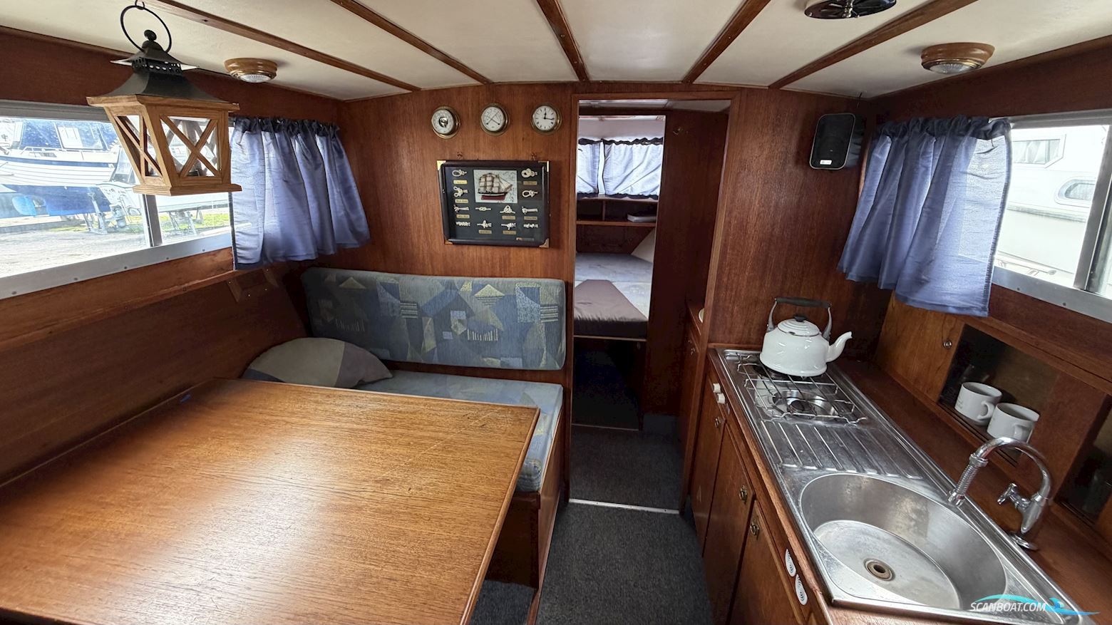SEA MASTER 813