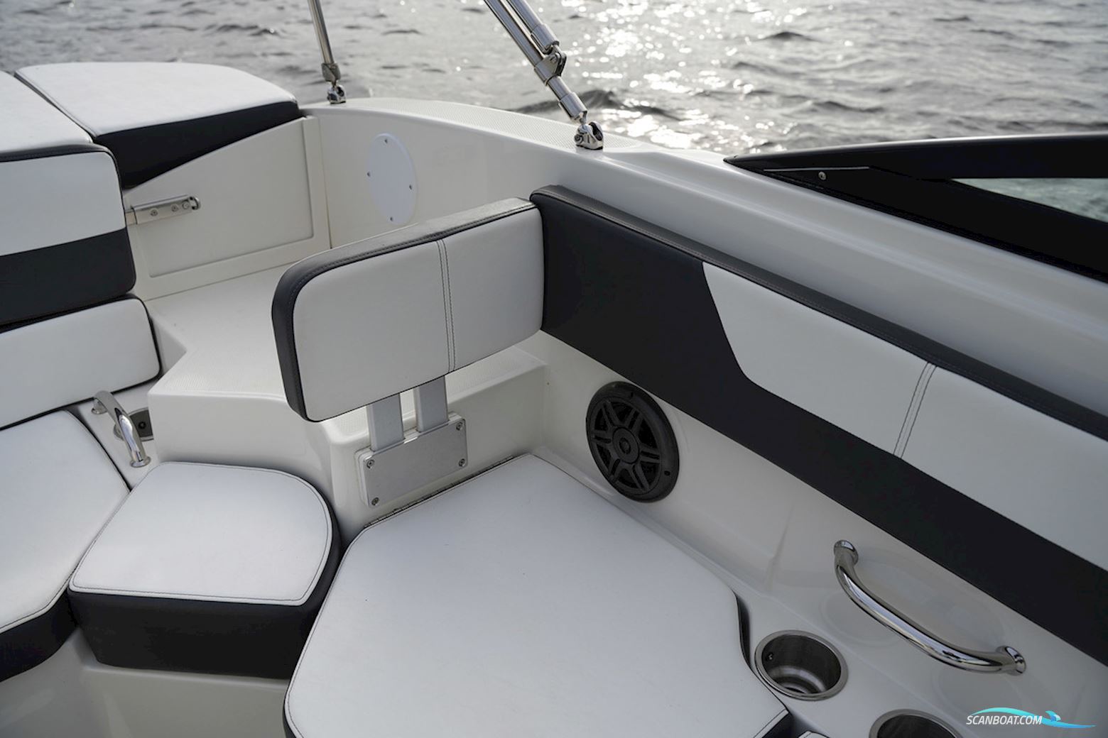 Sea Ray 19 SPX