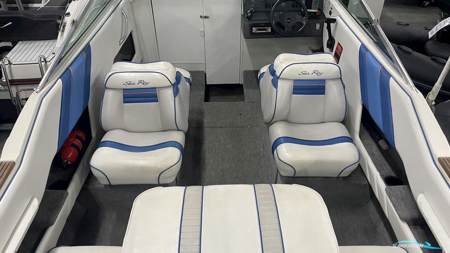 Sea Ray 200 CUDDY CABIN