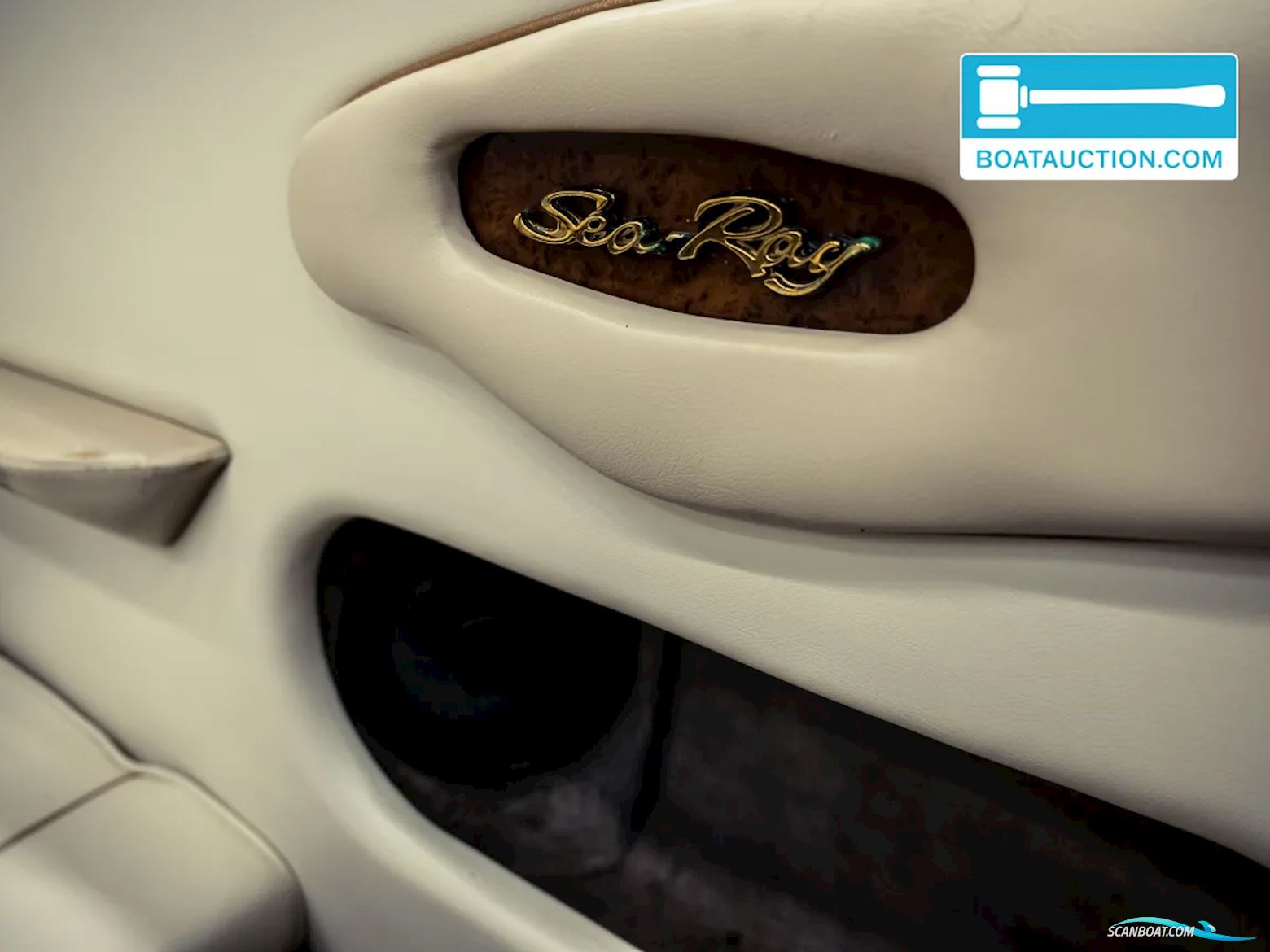 Sea Ray 200 Signature