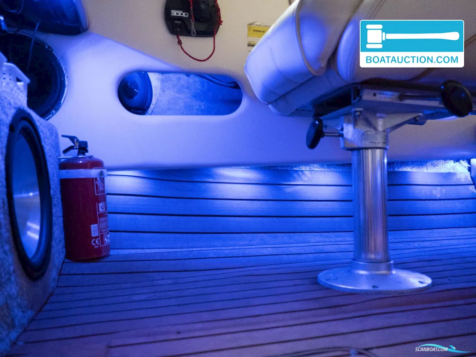 Sea Ray 200 Signature