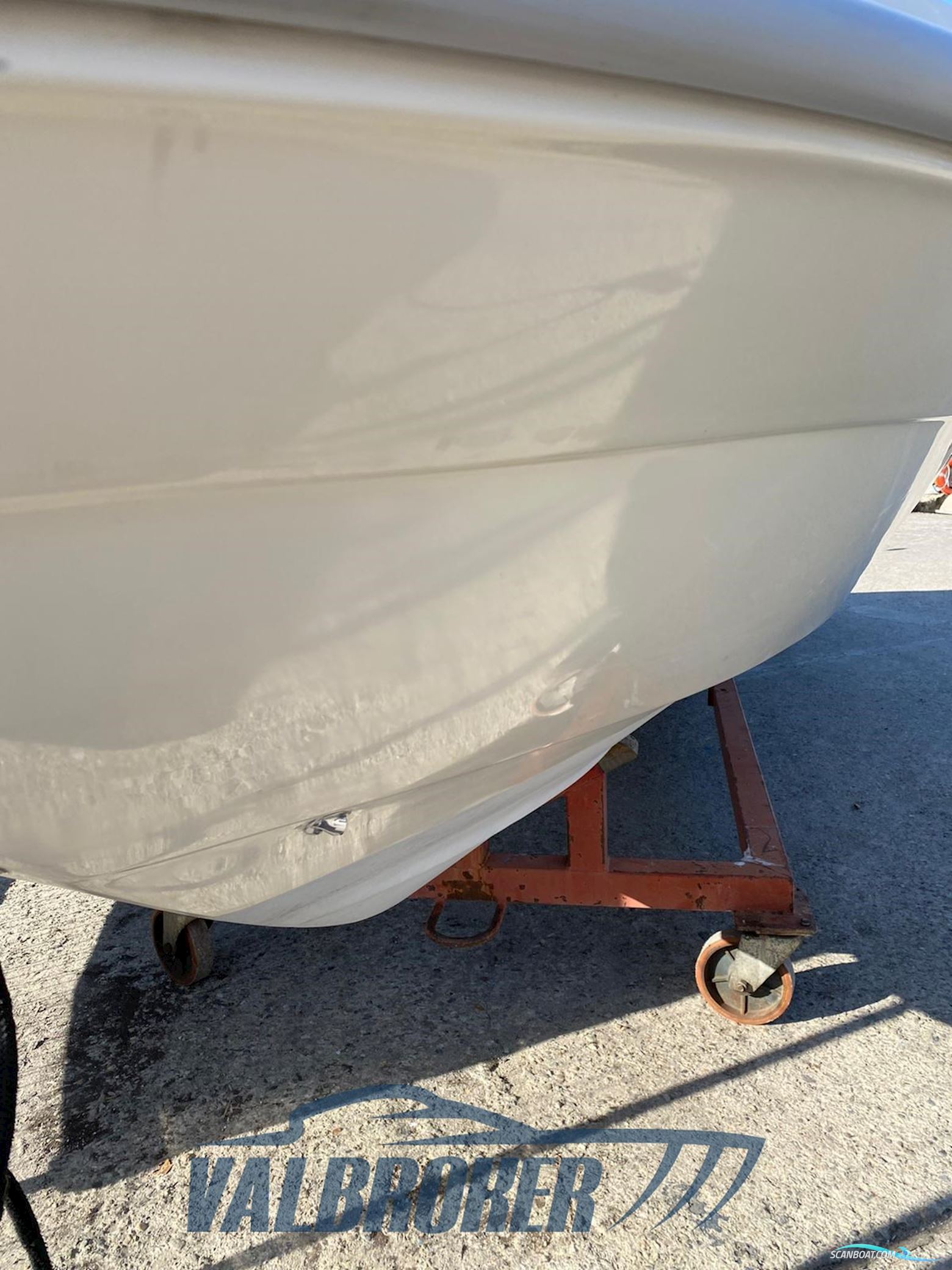 Sea Ray 200 SR