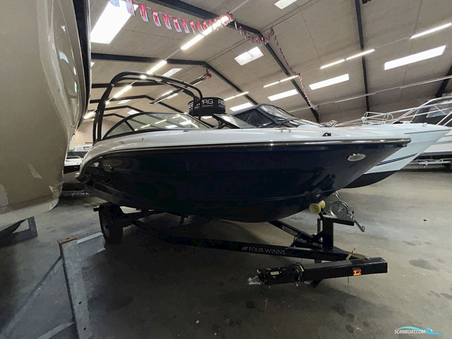 Sea Ray 210 SPX IB