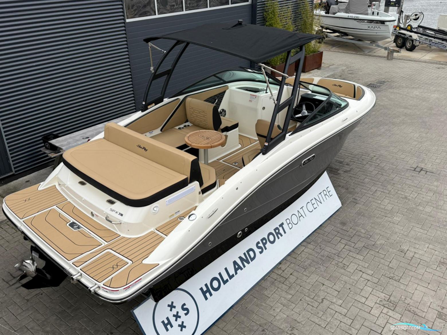 Sea Ray 210 spx