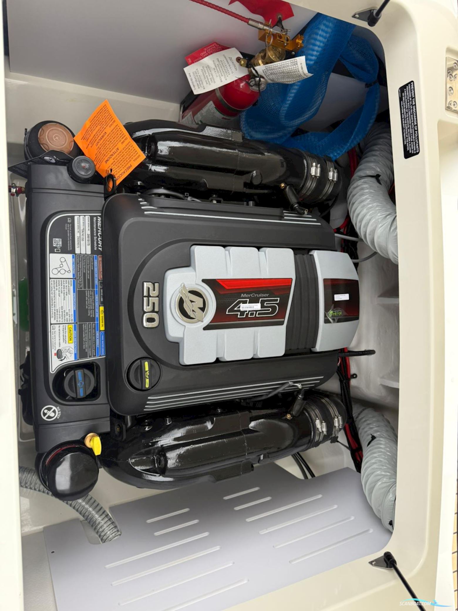 Sea Ray 210 spx