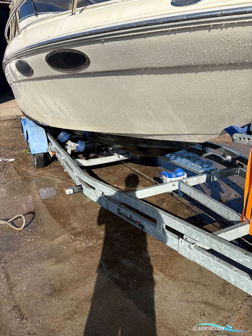 Sea Ray 220 Sun Sport D3-Volvo Penta Diesel