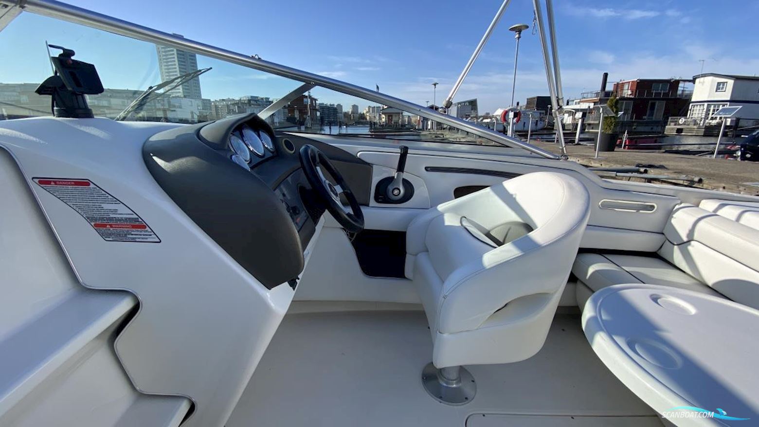 Sea Ray 220 Sun Sport