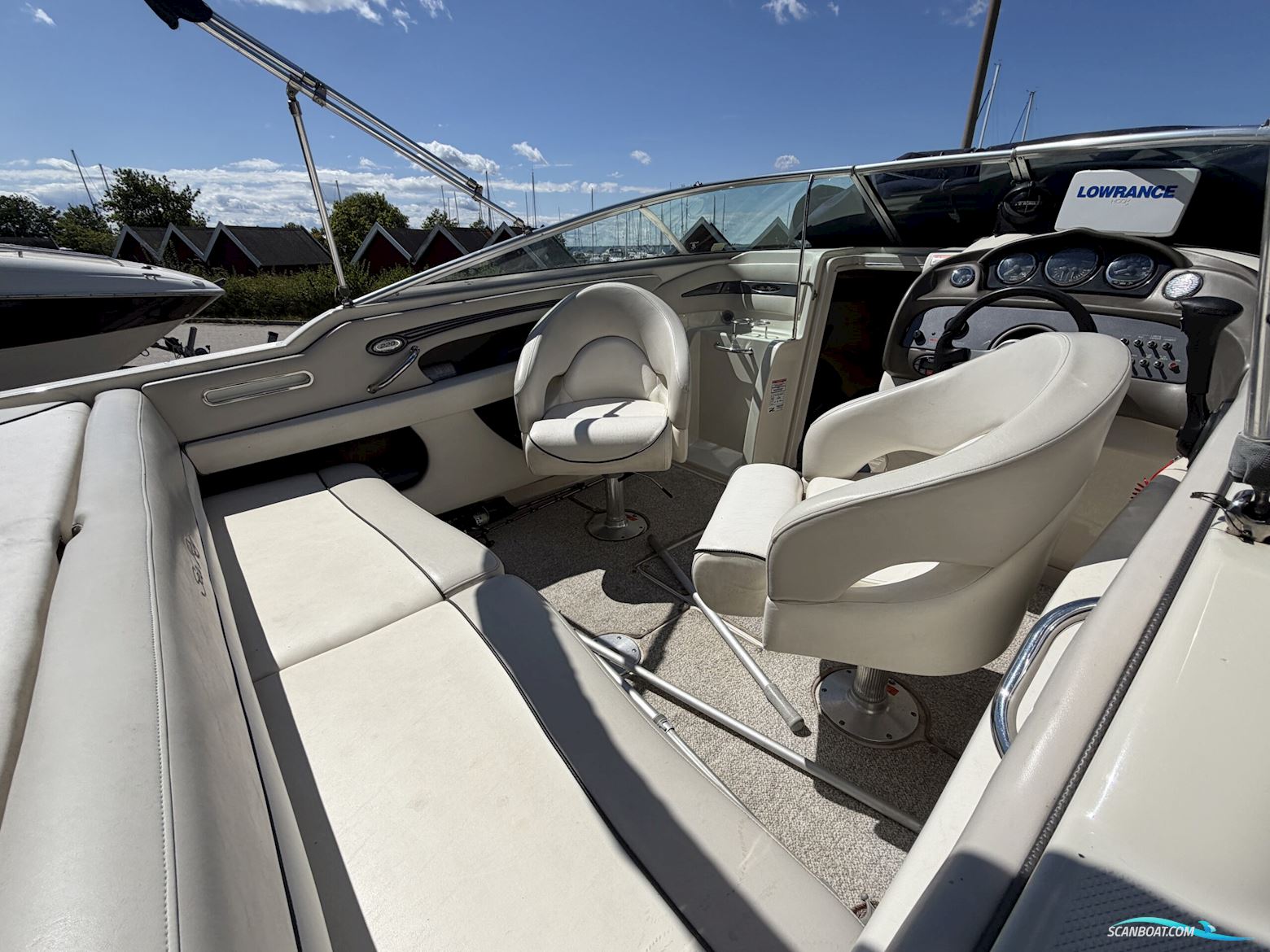 Sea Ray 220 Sunsport
