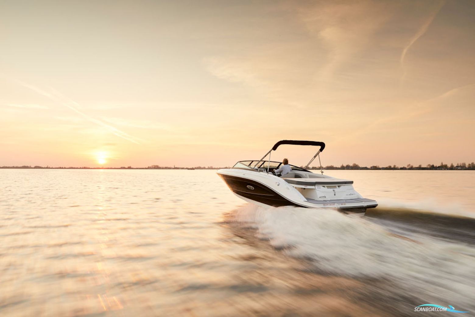 Sea Ray 230 SPX Inboard