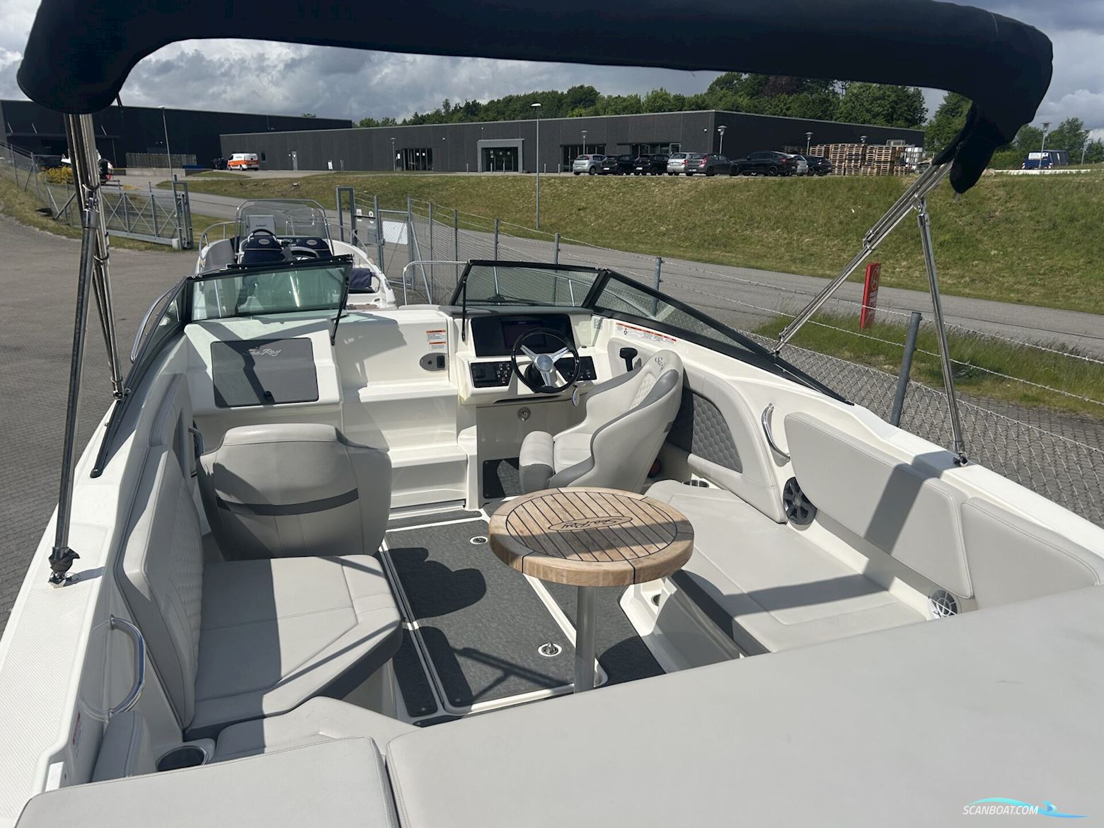 Sea Ray 230 Sun Sport OB