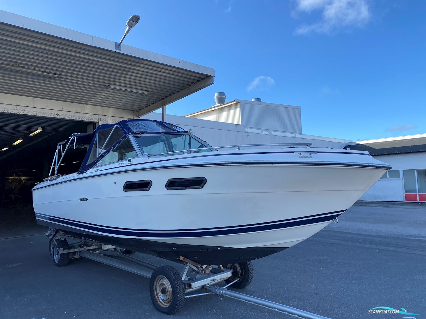 Sea Ray 240 CC Motorboot 1980, mit Volvo Penta 8,1 Gxi -2004 motor, Sweden