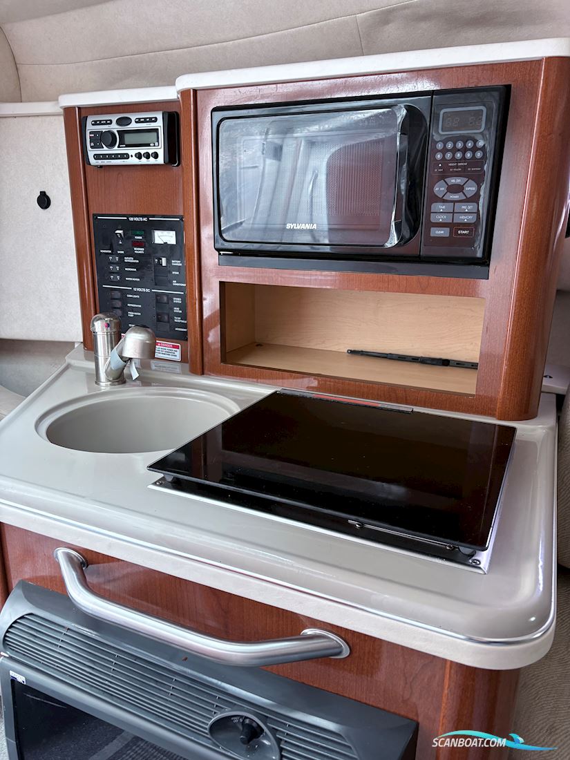 Sea Ray 240 Sundancer mit 3,5 t Ohlmeyer Trailer