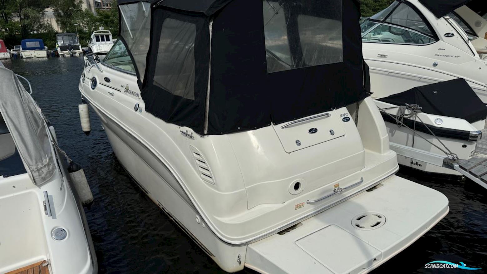 Sea Ray 240 Sundancer