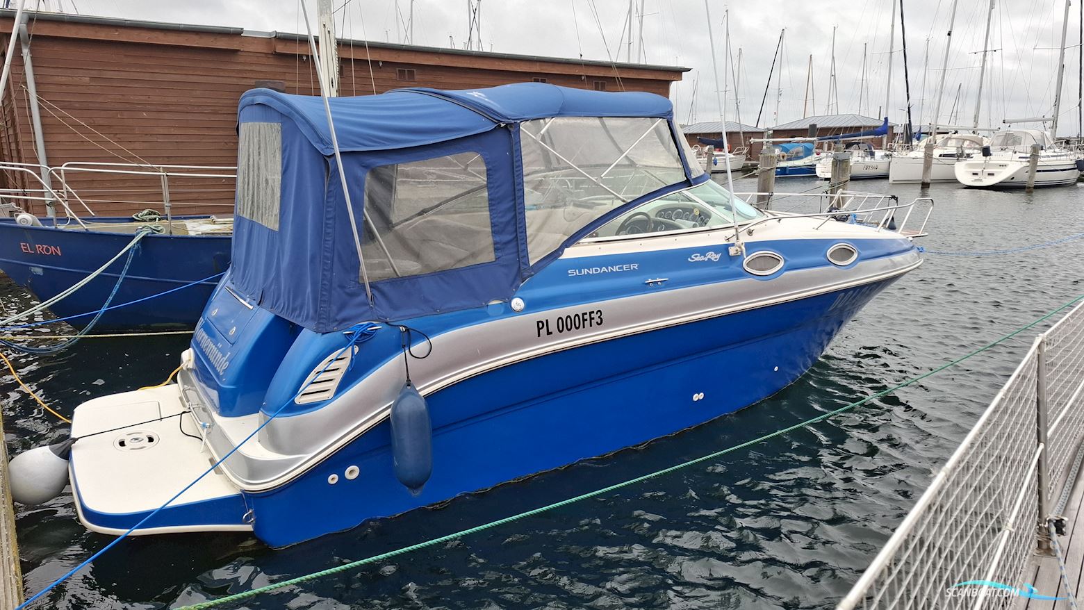 Sea Ray 240 Sundancer