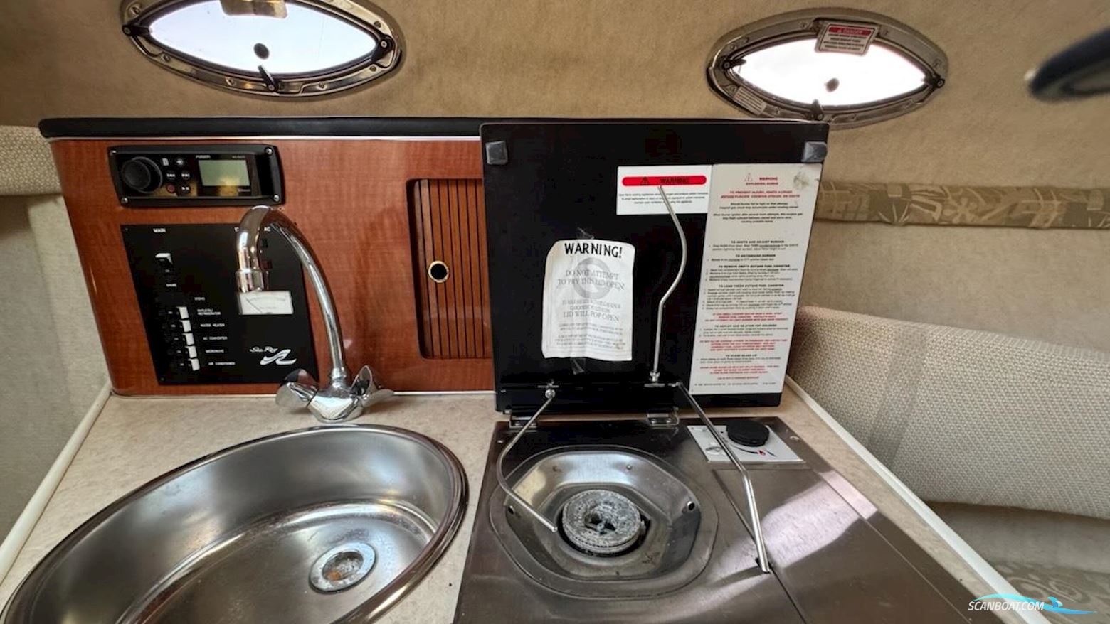 Sea Ray 240 Sundancer