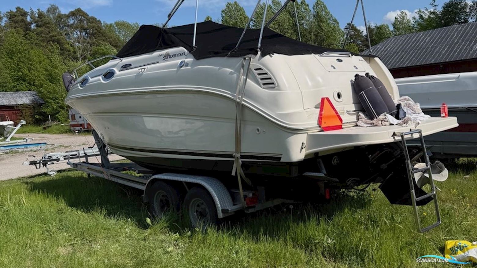 Sea Ray 240 Sundancer