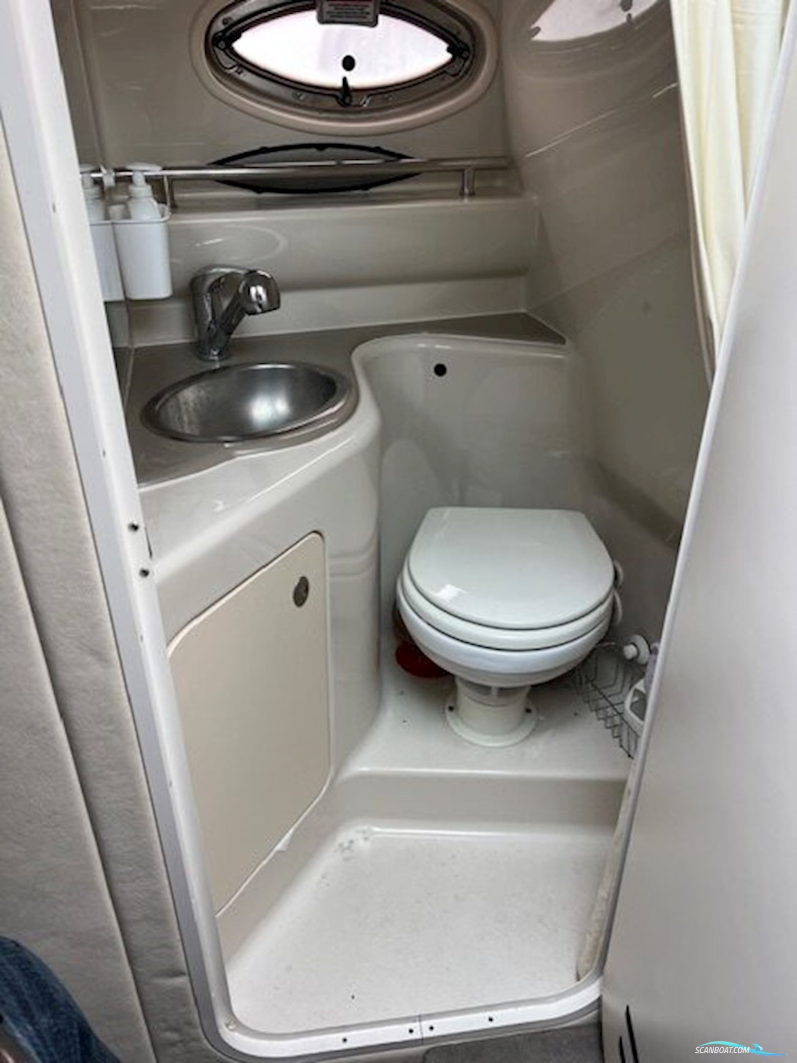 Sea Ray 245 Sundancer