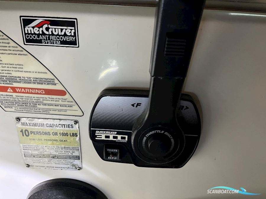 Sea Ray 250 Sundancer