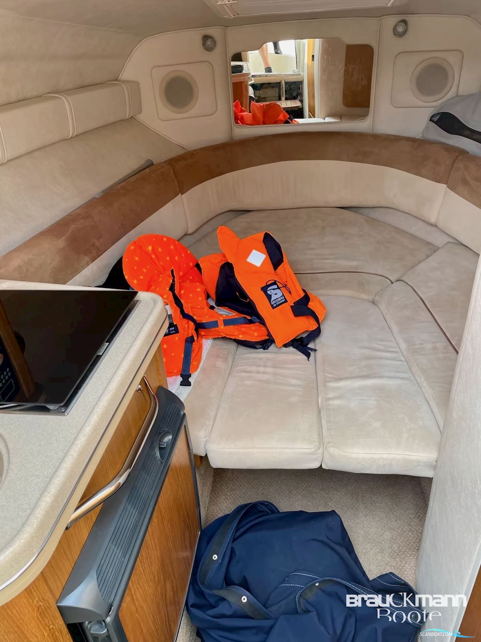 Sea Ray 255 Dae