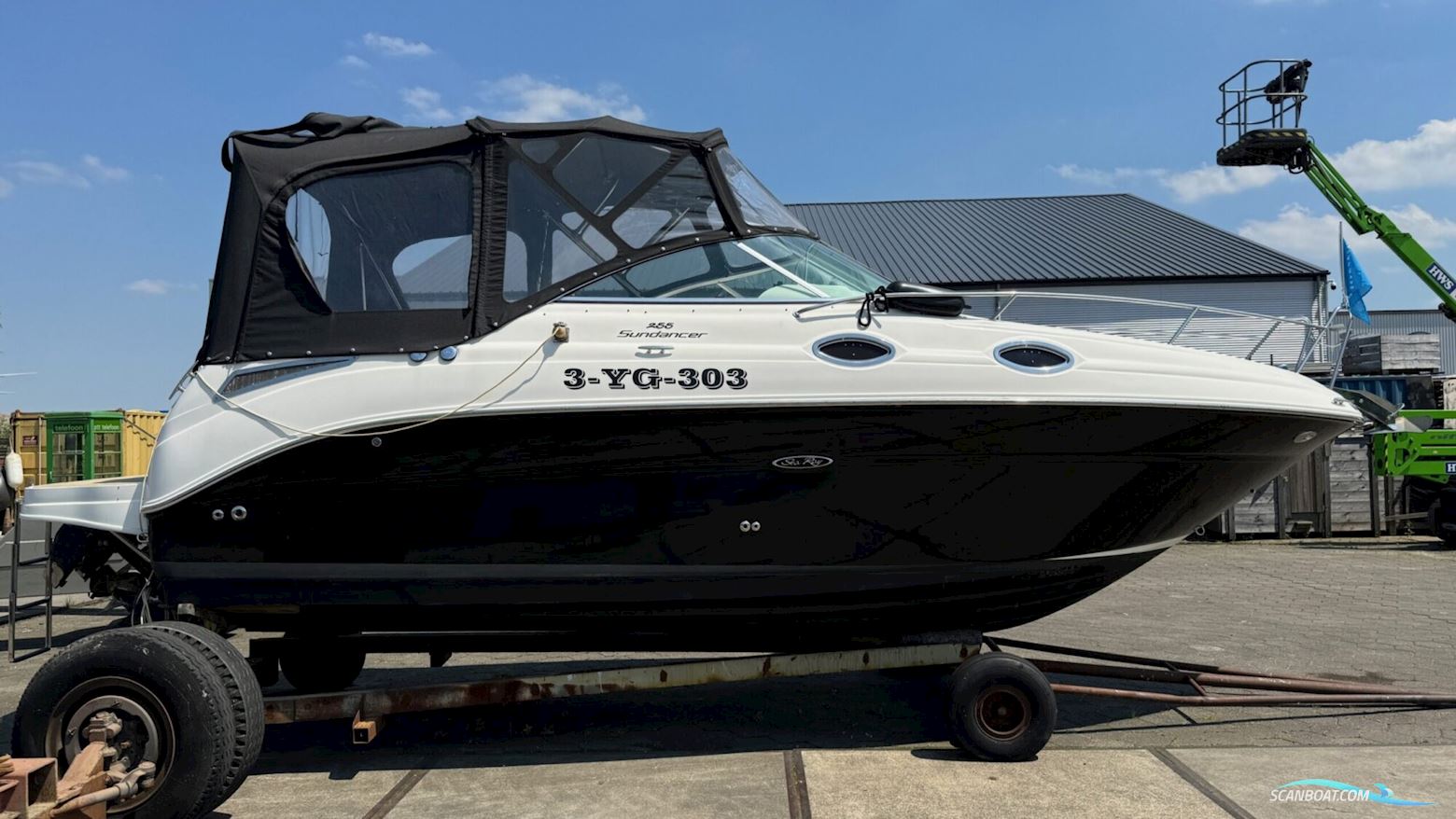 Sea Ray 255 Sundancer