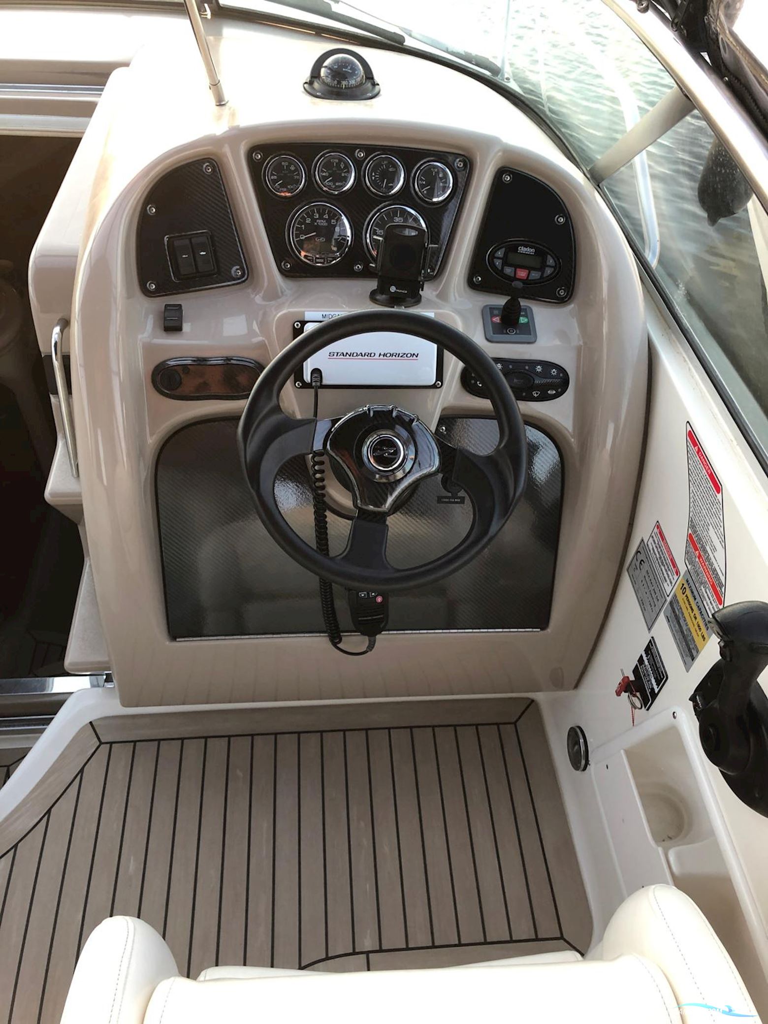 Sea Ray 260 DA Sundancer