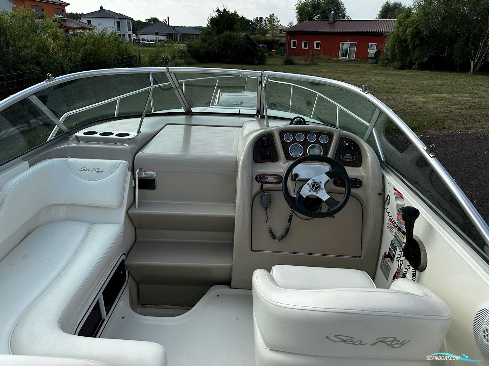 Sea Ray 260 Sundancer