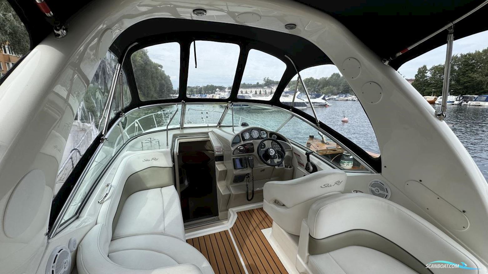 Sea Ray 260 Sundancer