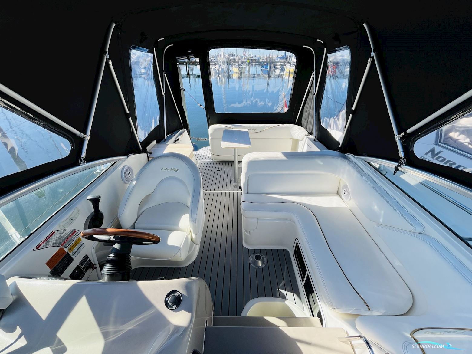 Sea Ray 260 Sundancer