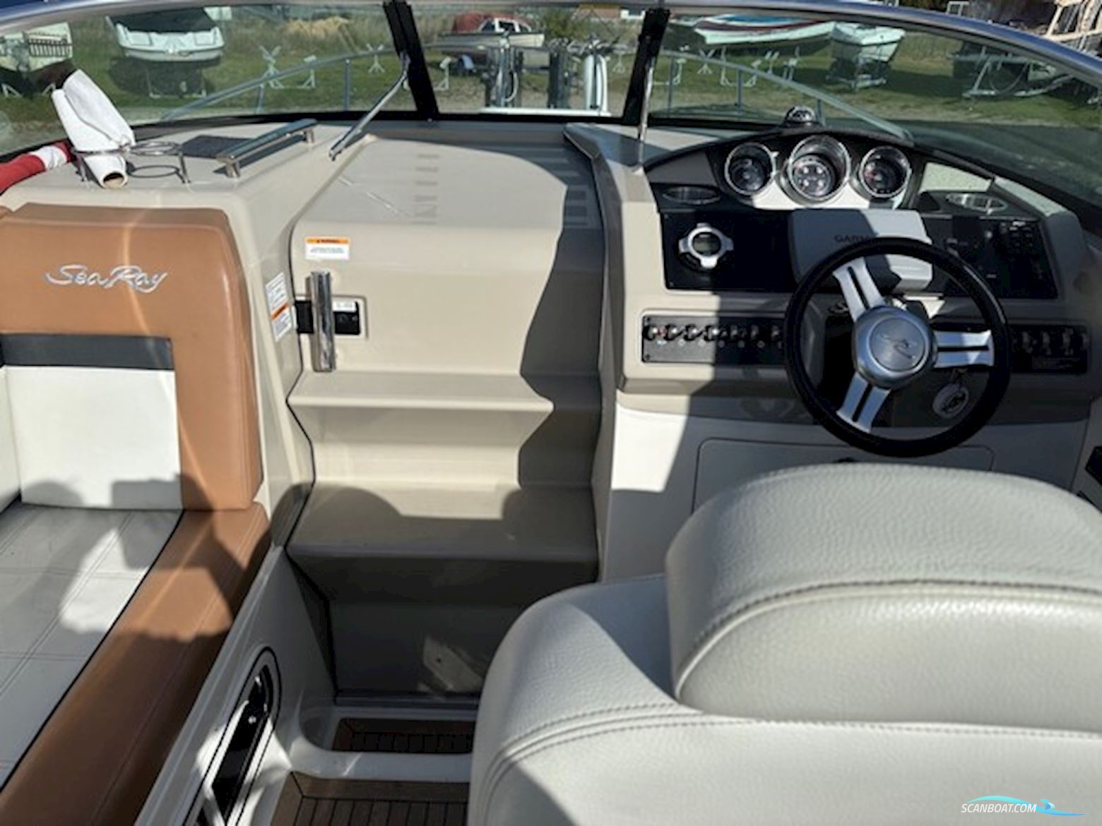 Sea Ray 265 Sundancer 2015 – Mercruiser 350 Mag Dts – 343,9 Timer