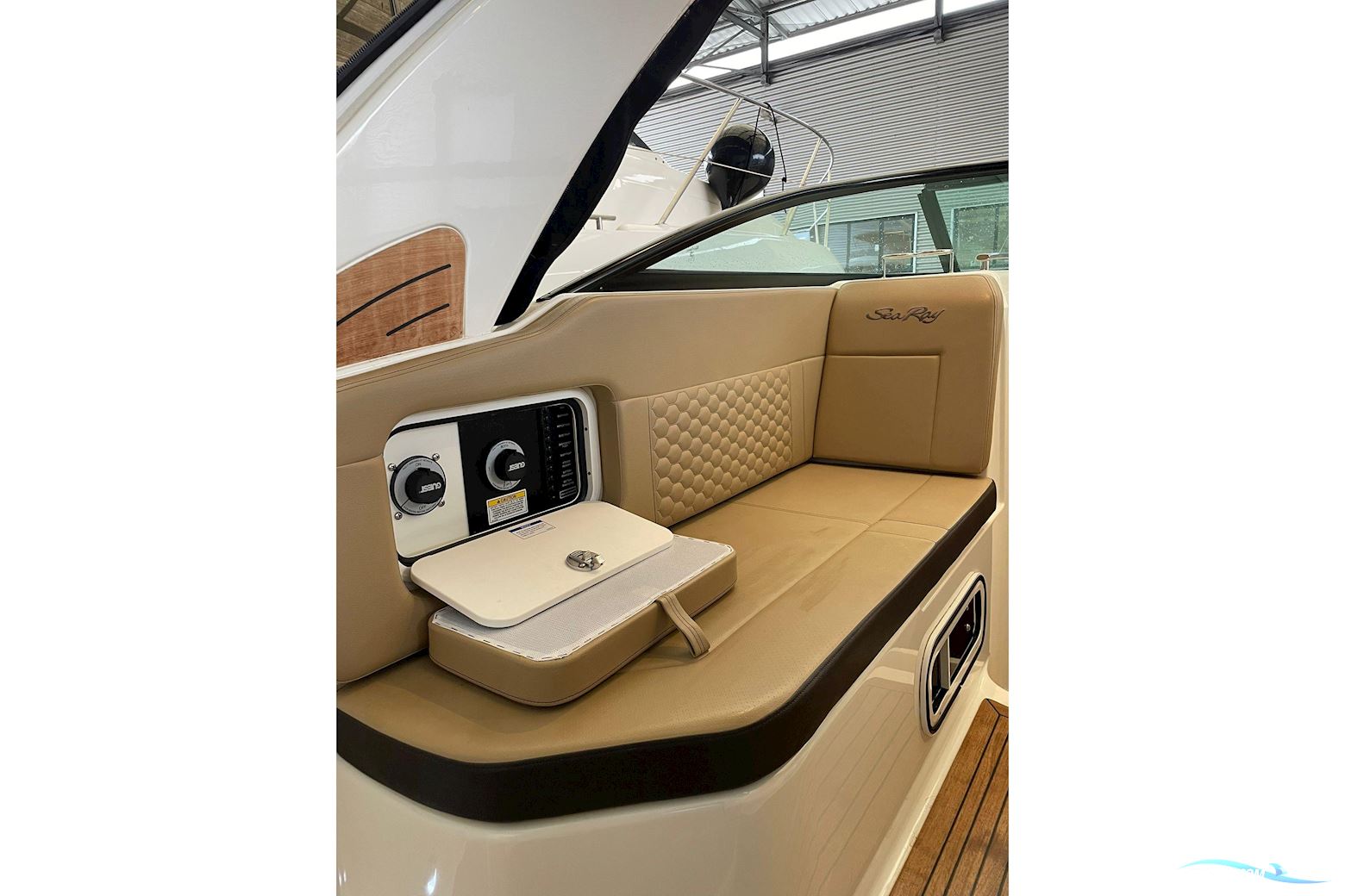 Sea Ray 265 Sundancer