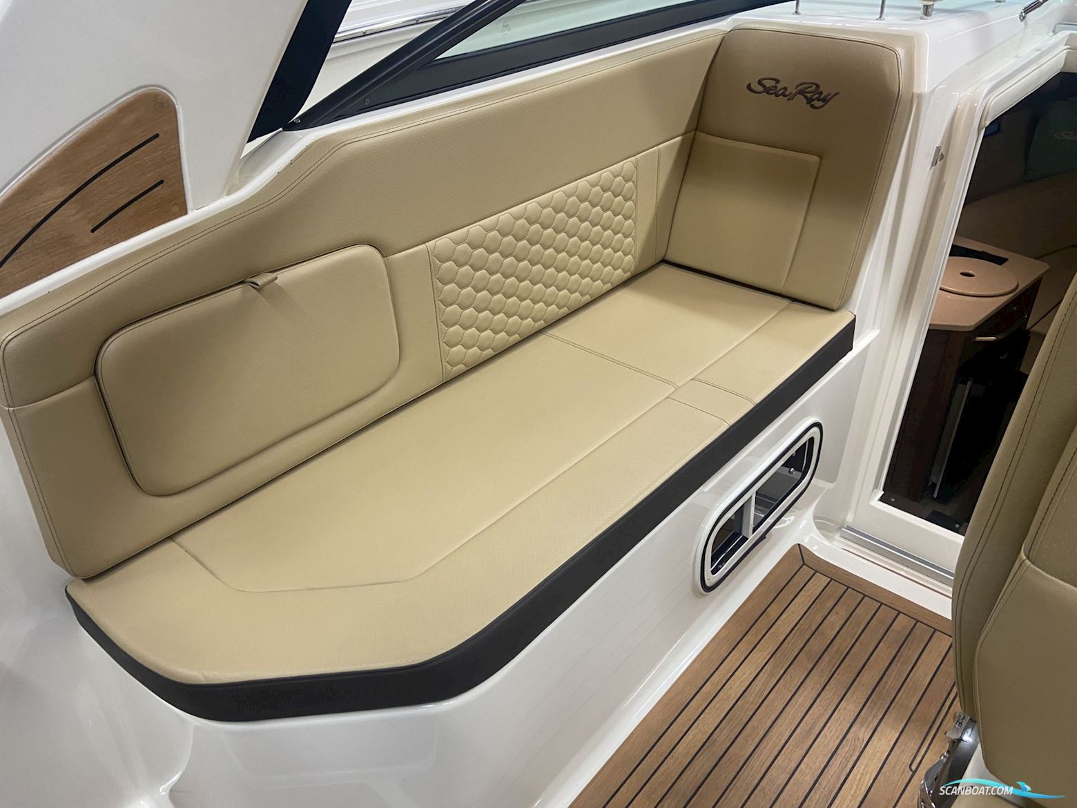 Sea Ray 265 Sundancer – SOLGT