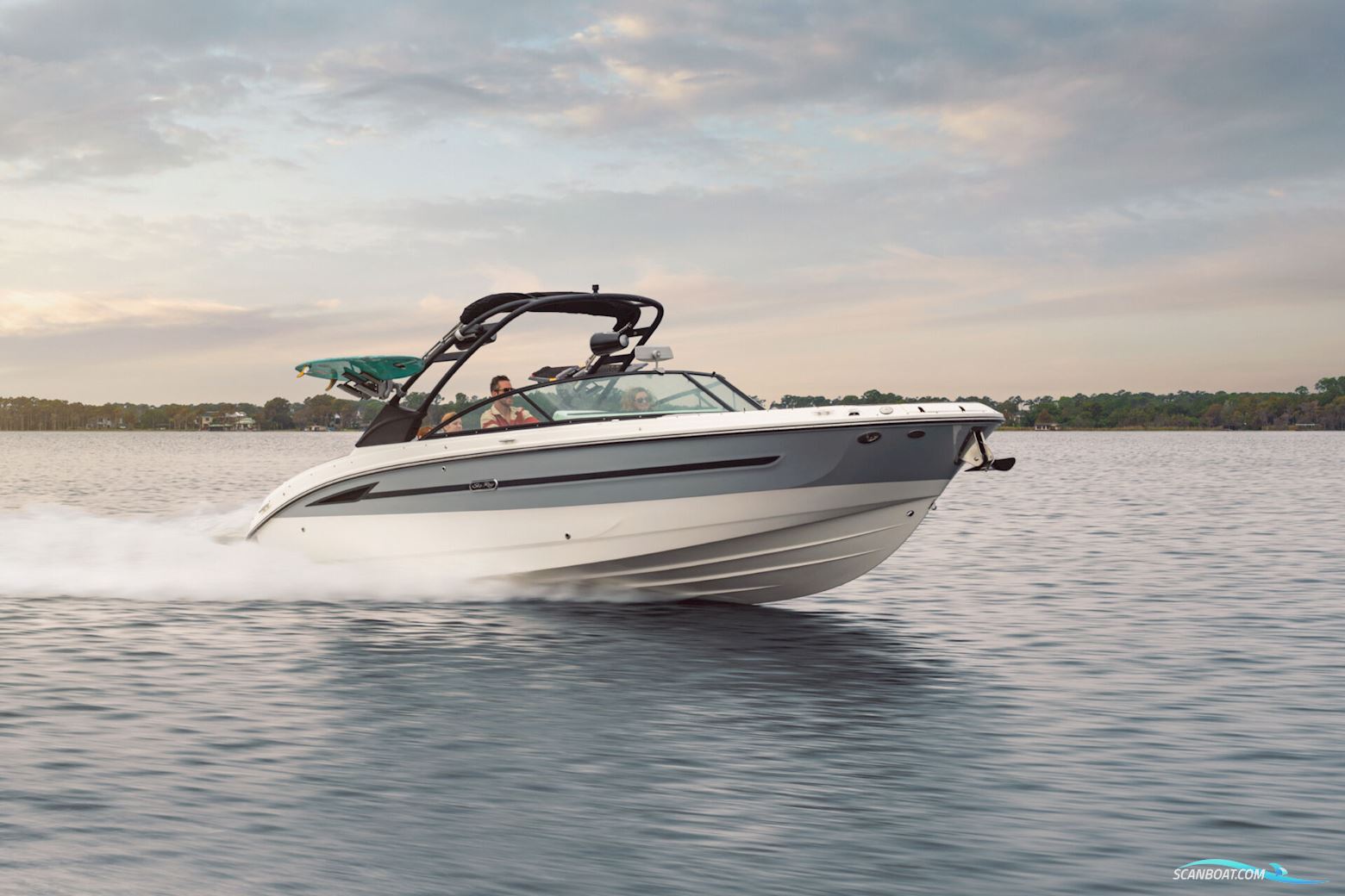 Sea Ray 270 Sdx Surf Motorboot 2025, mit Mercruiser motor, Dänemark
