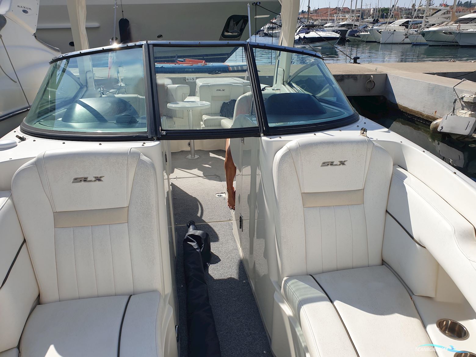 Sea Ray 270 SLX