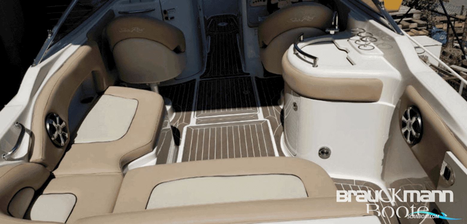 Sea Ray 270 Sundeck