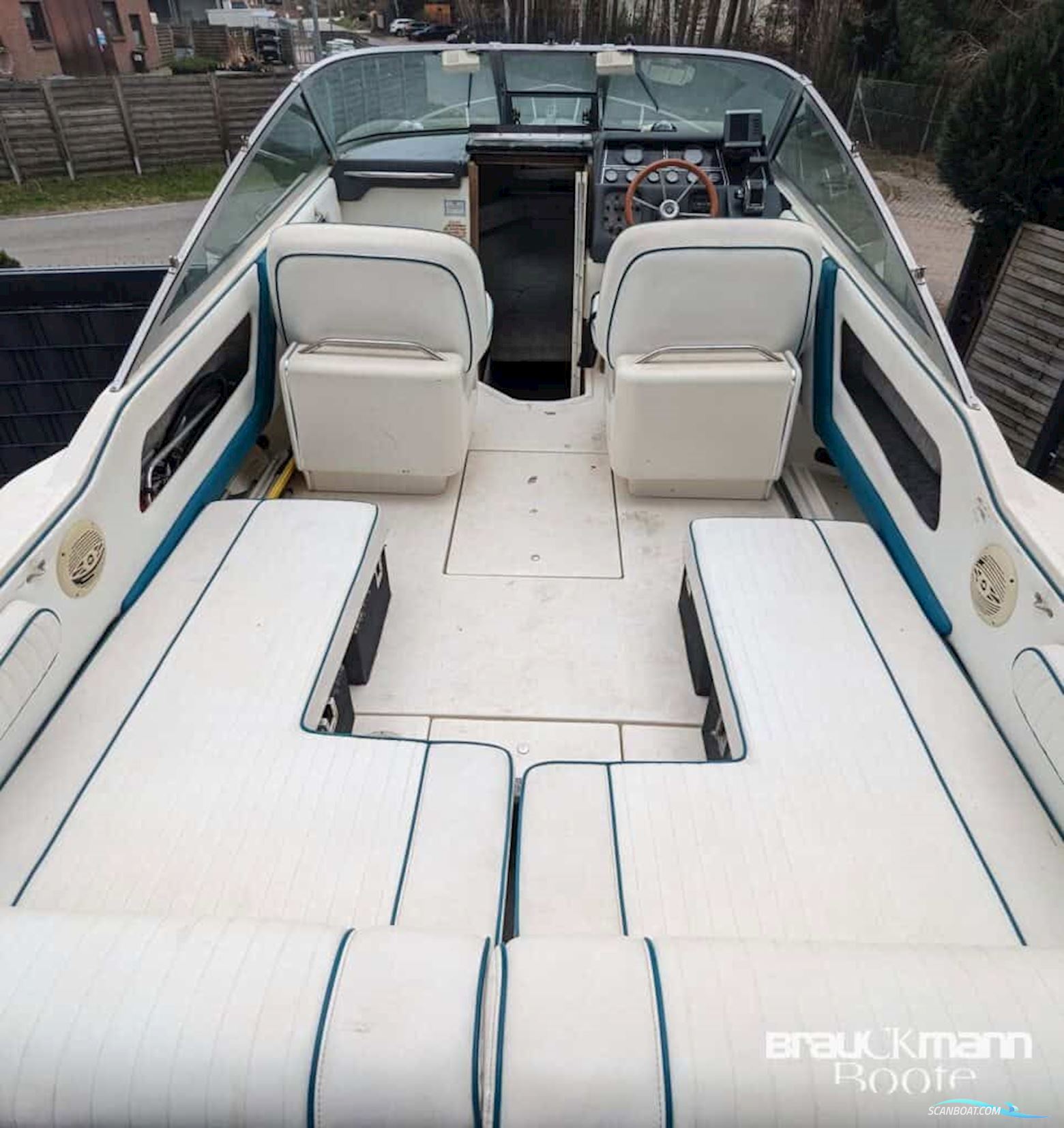 Sea Ray 270 Weekender