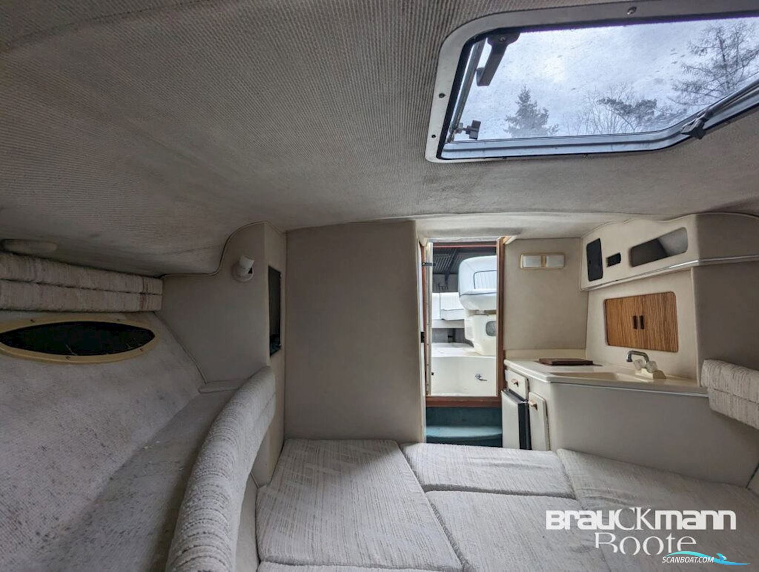 Sea Ray 270 Weekender