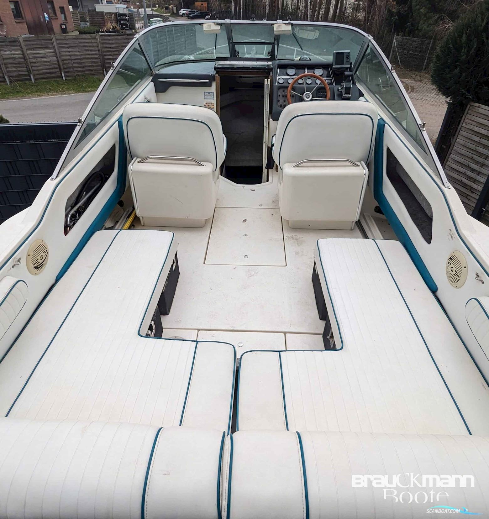 Sea Ray 270 Weekender
