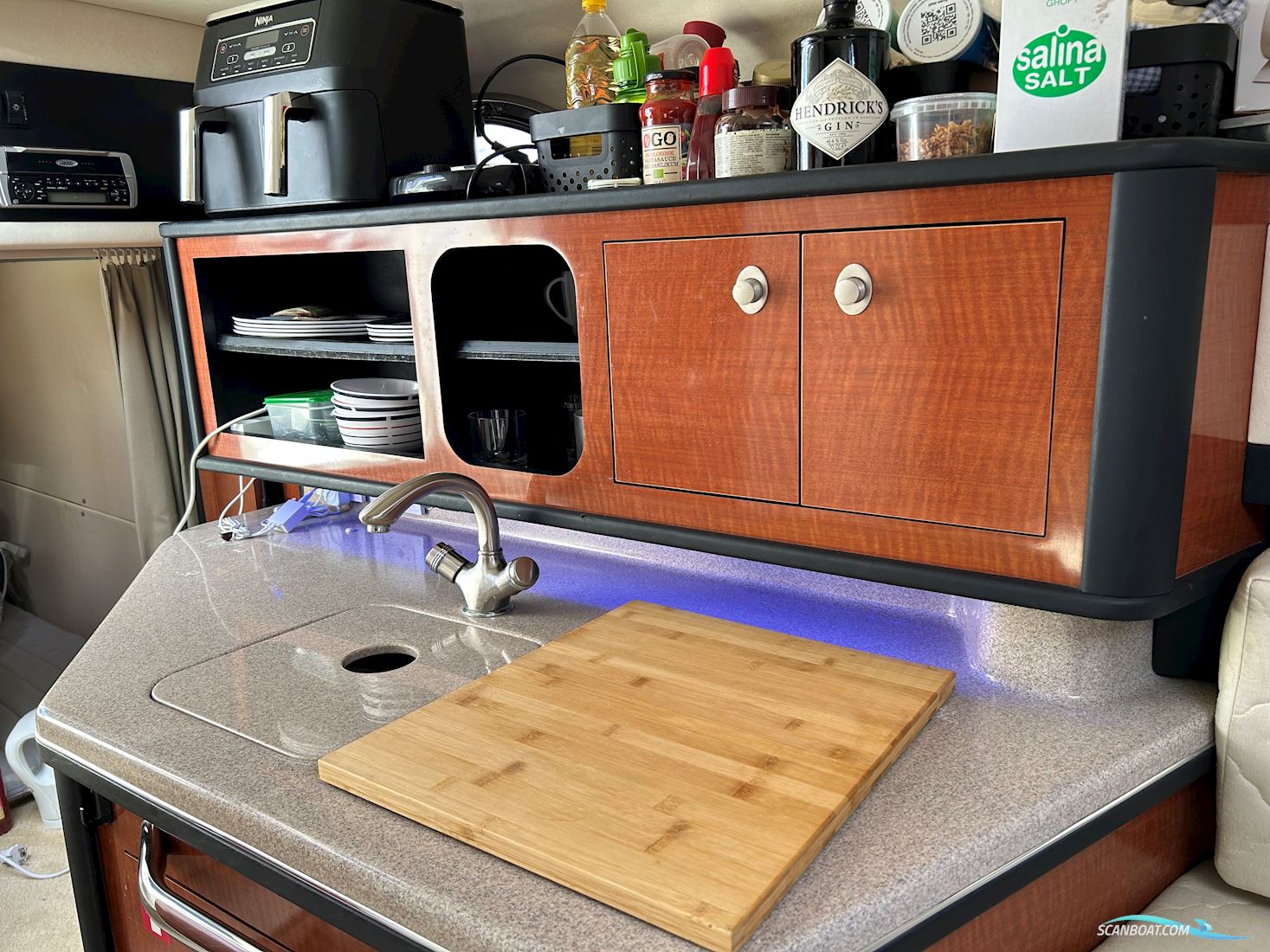 Sea Ray 275 Sundancer