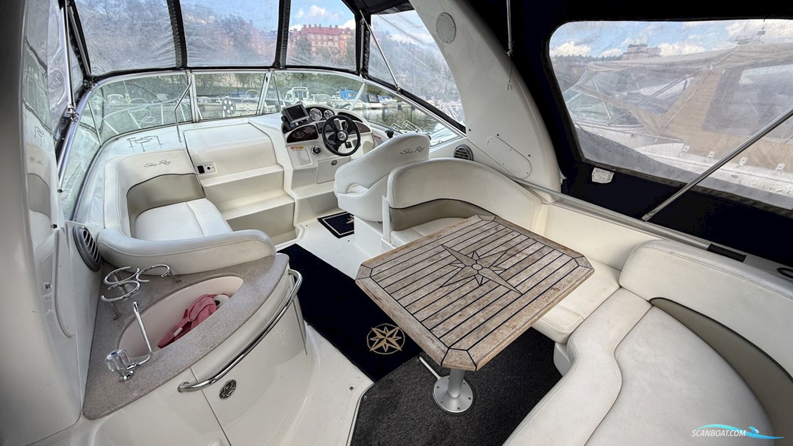 Sea Ray 275 Sundancer