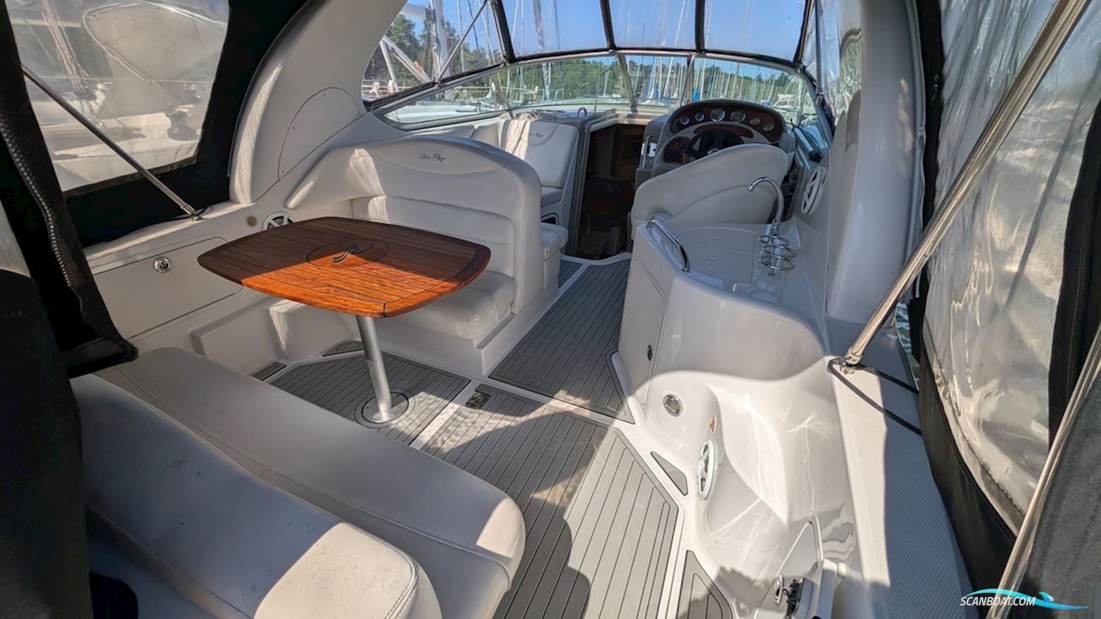 Sea Ray 280 SUNDANCER