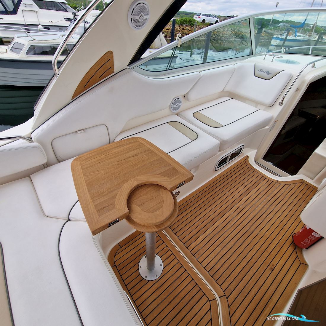 Sea Ray 305 Sundancer