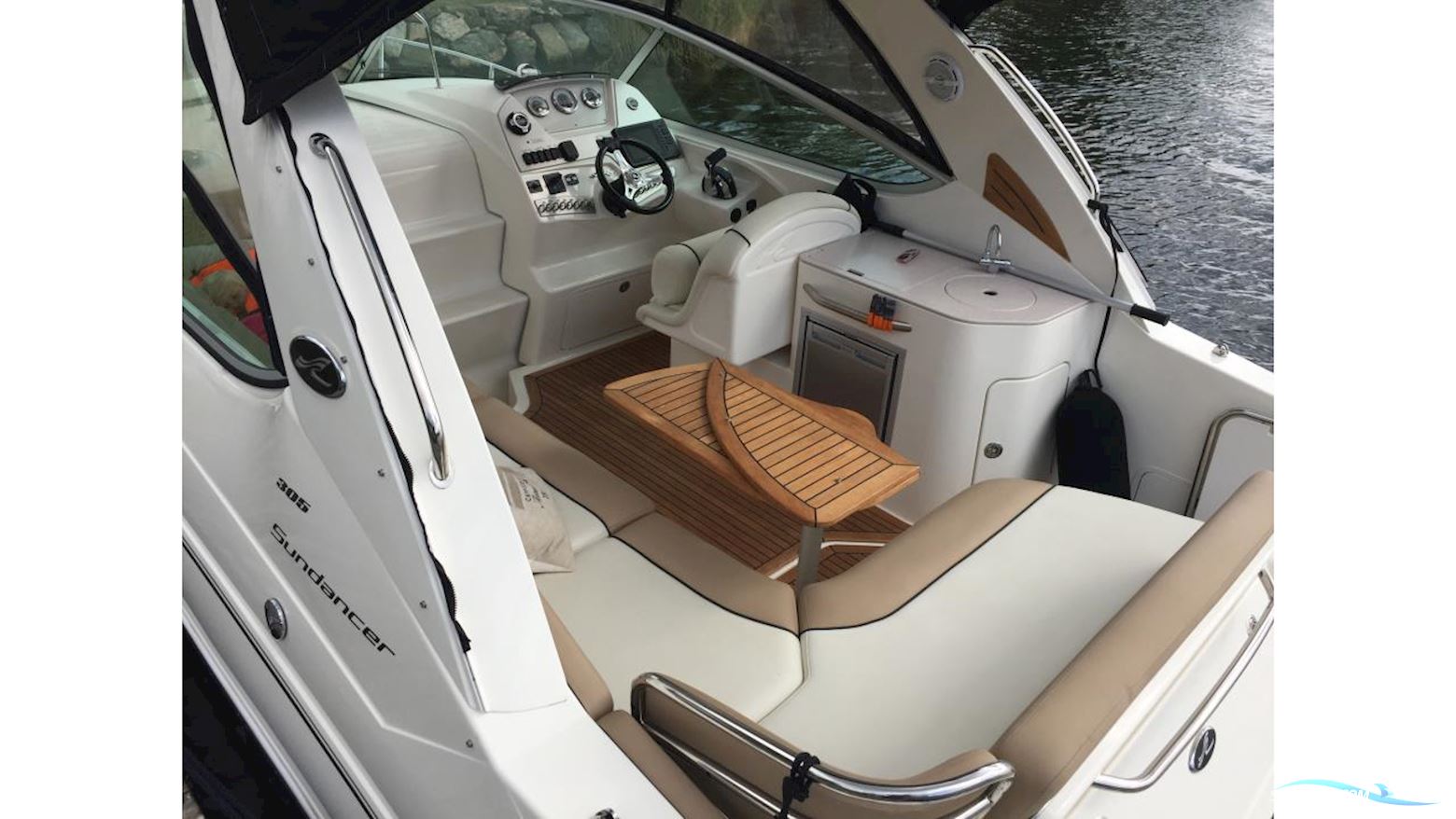 Sea Ray 305 SUNDANCER