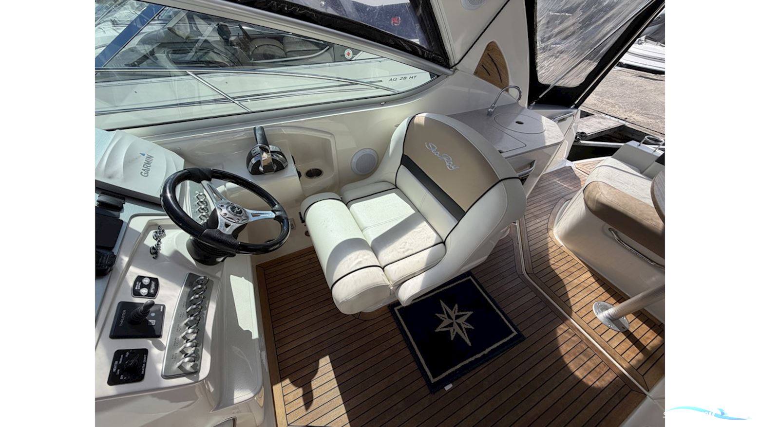 Sea Ray 305 SUNDANCER