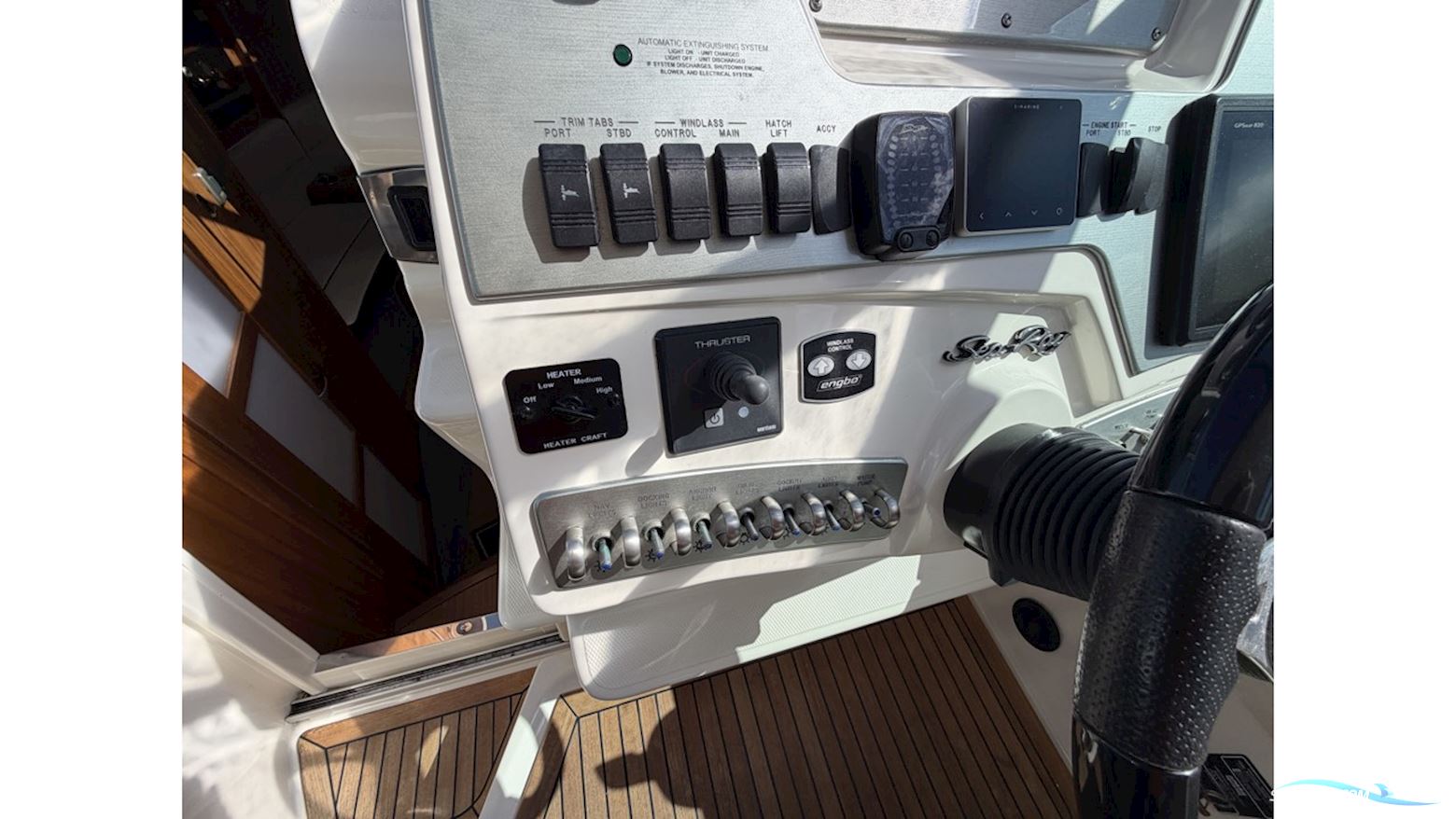 Sea Ray 305 SUNDANCER