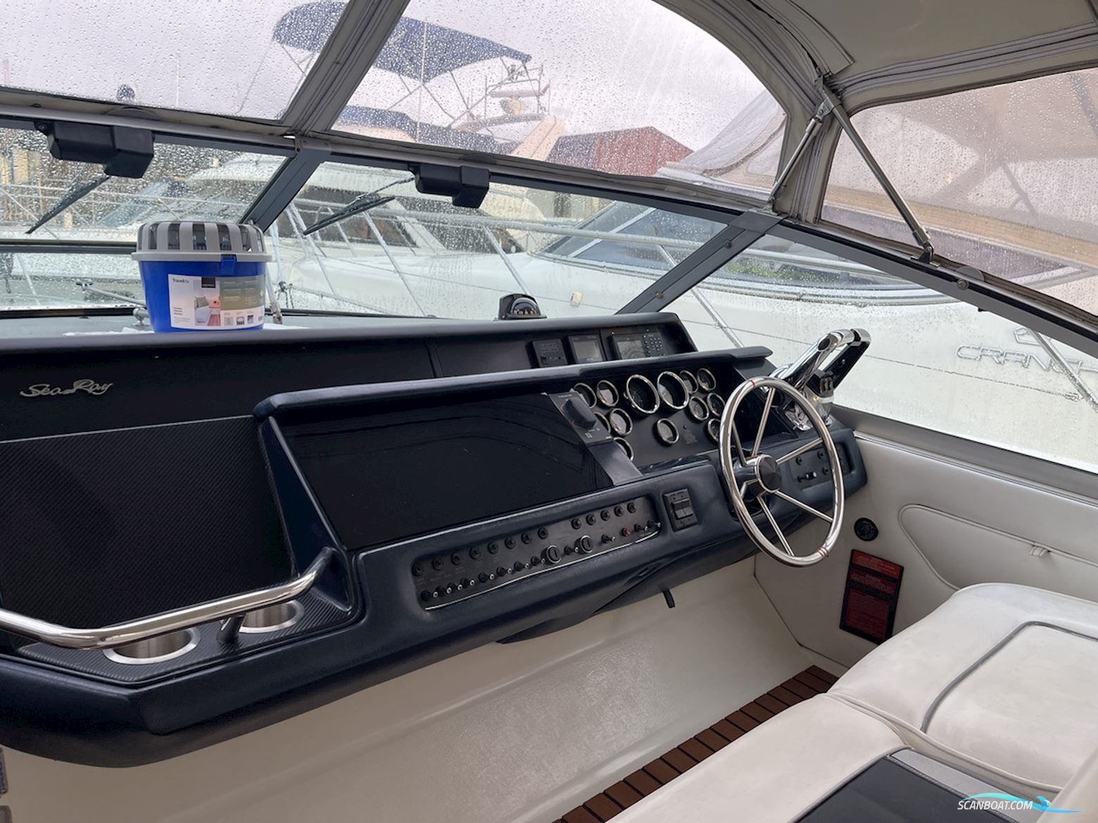 Sea Ray 310 Sundancer
