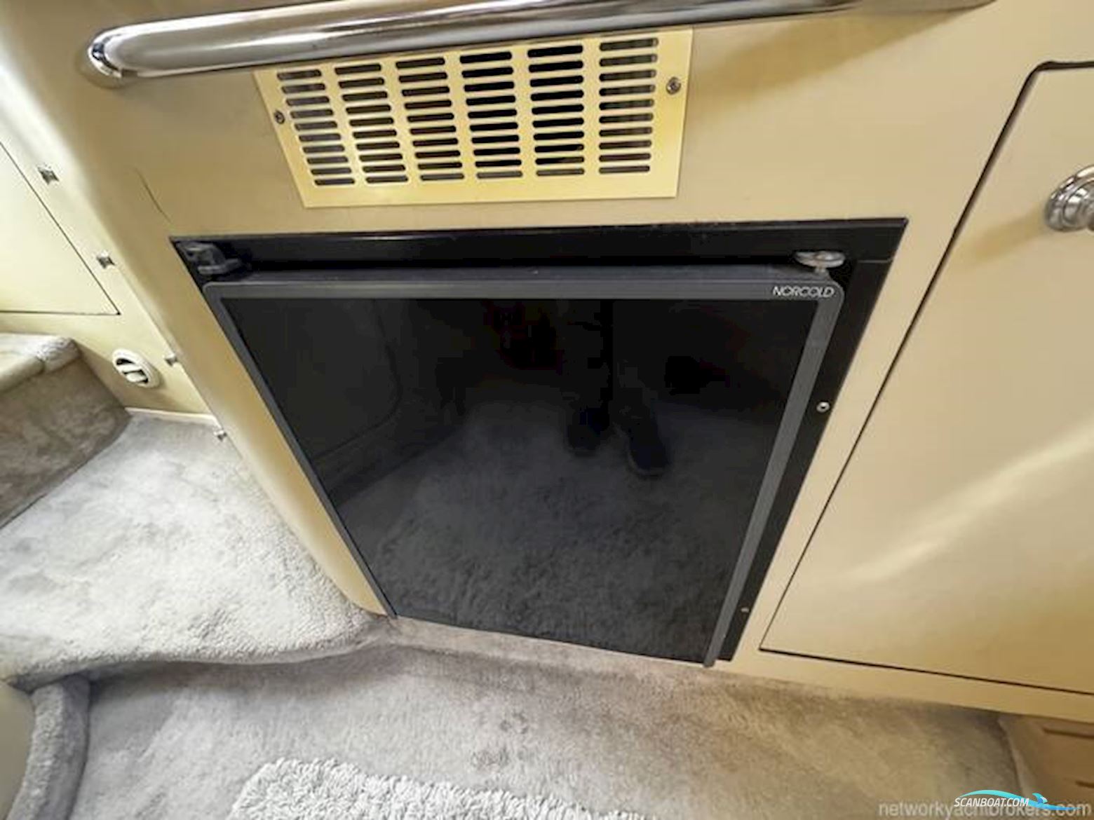 Sea Ray 310 Sundancer