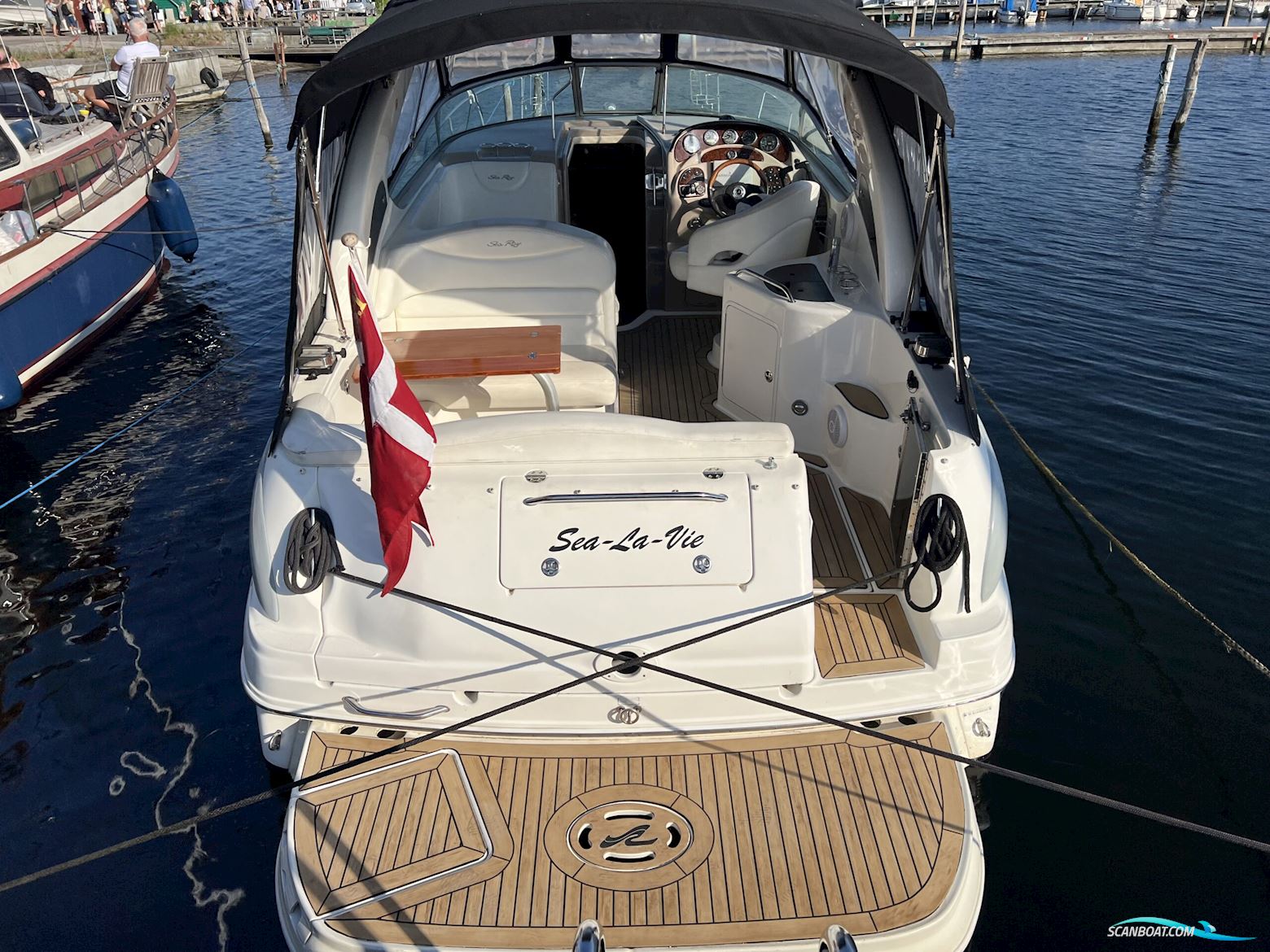 Sea Ray 315 Sundancer NY Kaleche